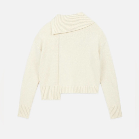 THE ASYMMETRICAL TURTLENECK sweater - Picture 9 of 9